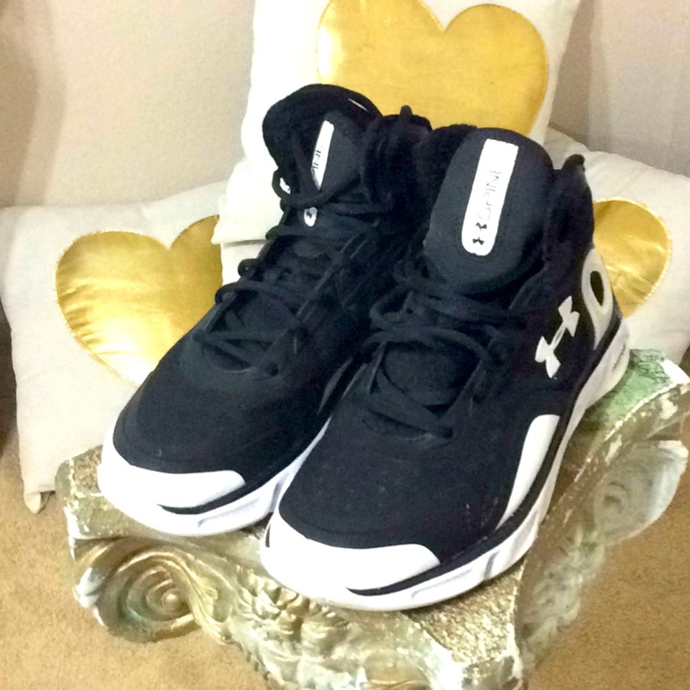 Underarmour......accepting offers - Picture 2 of 6